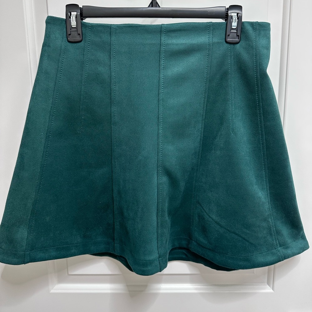 Stylish Green Skirt